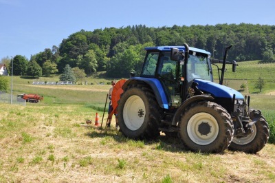 unser Feldhaspel passt an jeden handelsüblichen Traktor