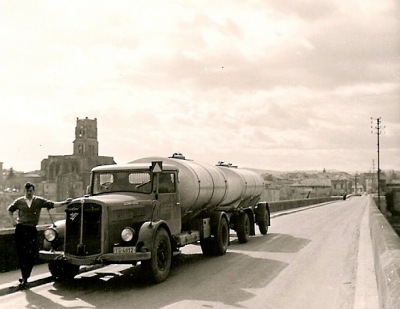 Safttransport kurz nach dem Krieg