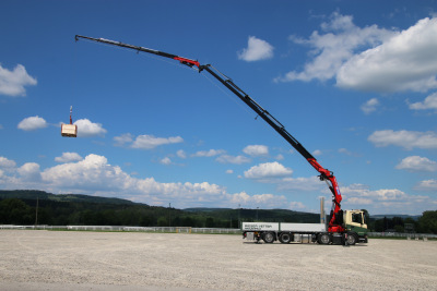 50-mt-Kranwagen mit Zusatz Jib und Kranseil