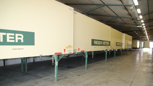 Wechselpritsche mit persönlichem Container