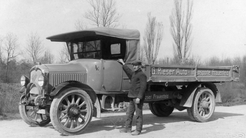 Der ganze Stolz des Chauffeurs