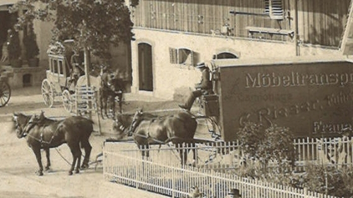 Möbeltransport mit Pferdefuhrwerk