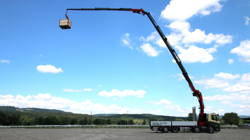 Hauptarm mit Fly-jib Reichweite bis 28m